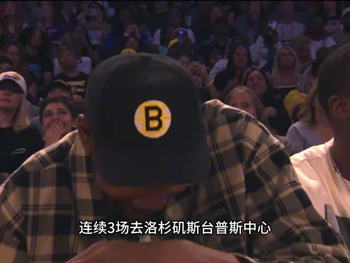 KD凡心大動？連續(xù)三場盯梢火花隊皮衣布林克庫里‘準(zhǔn)妹夫’上線？